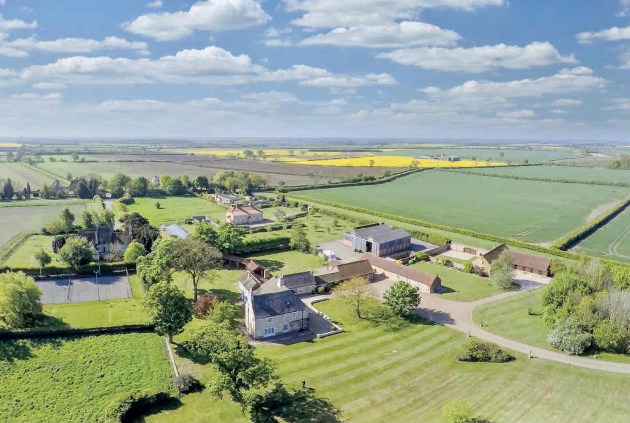 Charming Hen Cottage Countryside Retreat Lincoln Newball Kültér fotó