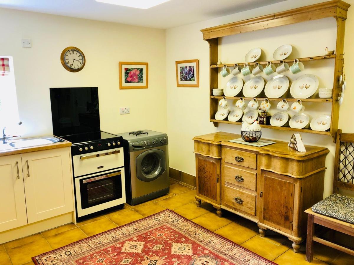 Charming Hen Cottage Countryside Retreat Lincoln Newball Kültér fotó